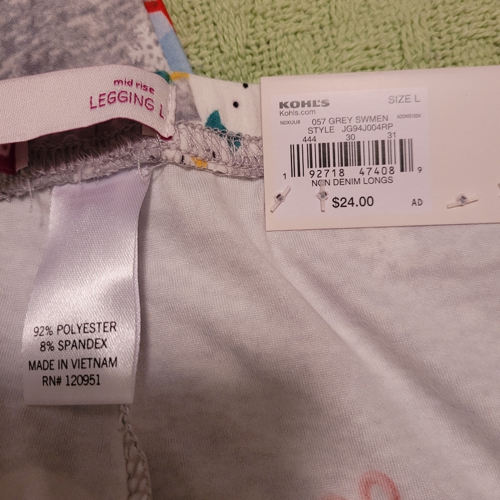 SO Snowman Leggings - Picture 2 of 3
